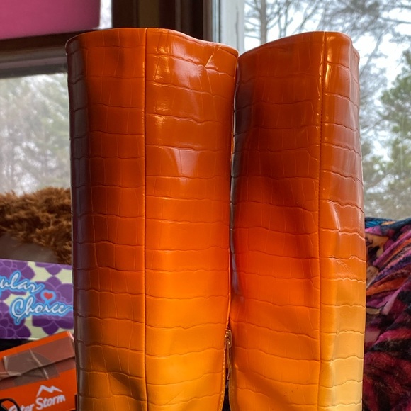 SIMMI London Sexy orange ombre snakeskin boots,gold chain link stiletto heel, 7 - Picture 6 of 16